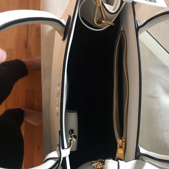 WHITE LARGE MONOCHROME PRADA TOTE - Picture 5 of 8
